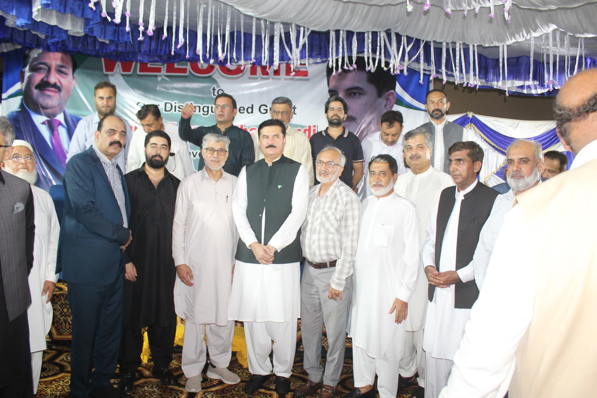 Governor KPK visit to Kims Biscuit factory hattar